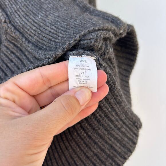 Vince Women’s Yak Wool Chunky Knit Cardigan Sweater Zip Cowl Neck Brown Cozy XS - Picture 8 of 9